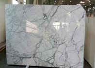 Tuiles naturelles de marbre de Statuario, carrelage de marbre blanc adapté aux besoins du client de taille