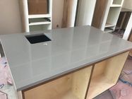 Partie supérieure du comptoir grises de cuisine de quartz, partie supérieure du comptoir extérieures solides artificielles de quartz