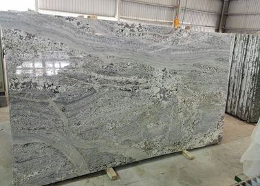 Dalles polies de pierre de Bookmatched, dur dalles polies grises blanches de granit