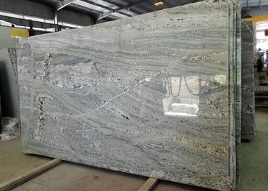 Dalles polies de pierre de Bookmatched, dur dalles polies grises blanches de granit