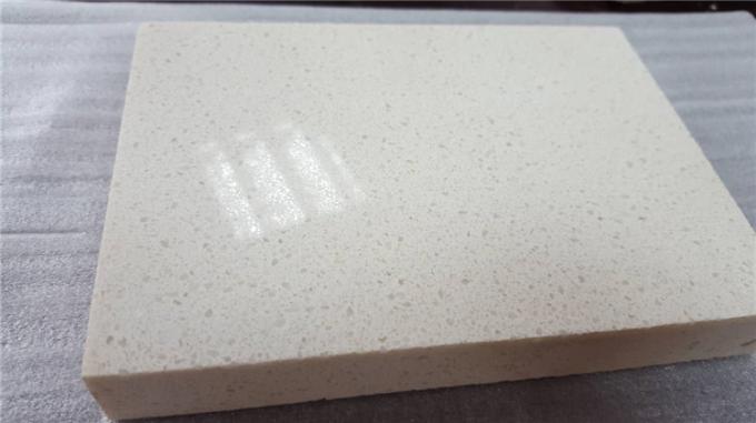 Pierre artificielle de quartz de couleur blanche de sable pour le prix de partie supérieure du comptoir